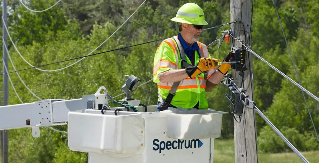 Is Spectrum Internet Fiber Optic (2024)